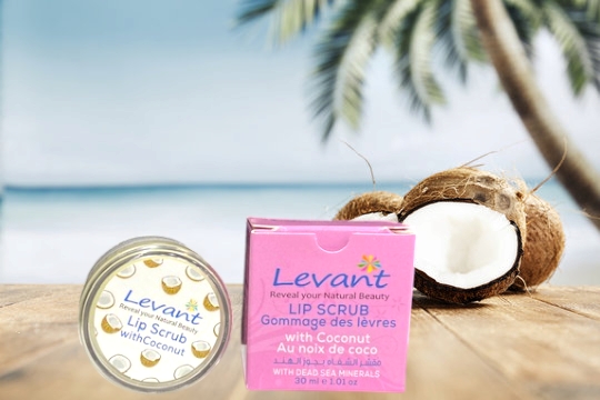 LIP SCRUB – with Coconut